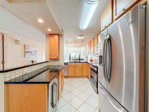 13 Royal Palm Way Boca Raton FL 33432