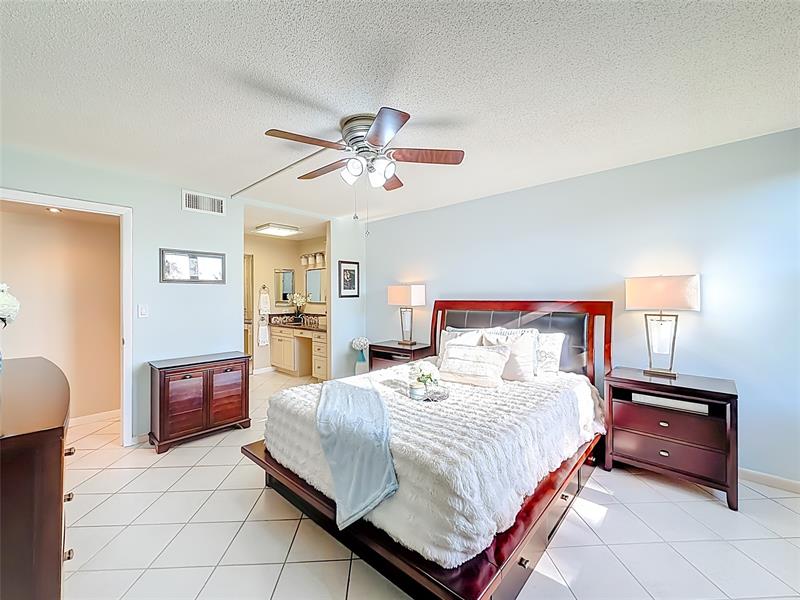 13 Royal Palm Way Boca Raton FL 33432