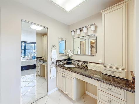 13 Royal Palm Way Boca Raton FL 33432