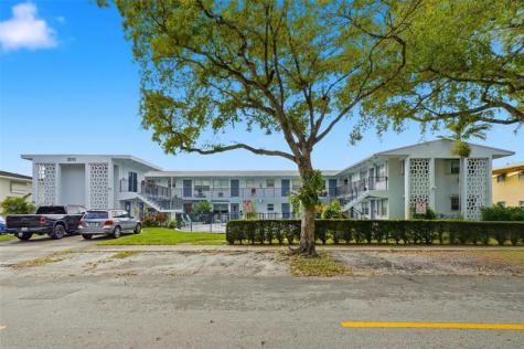 3510 Harrison Street Hollywood FL 33021