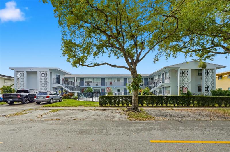 3510 Harrison Street Hollywood FL 33021