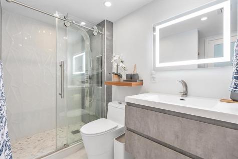 20505 E Country Club Drive Aventura FL 33180