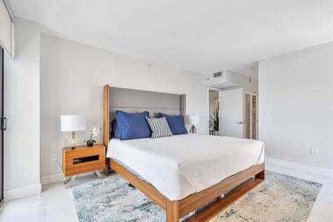 20505 E Country Club Drive Aventura FL 33180