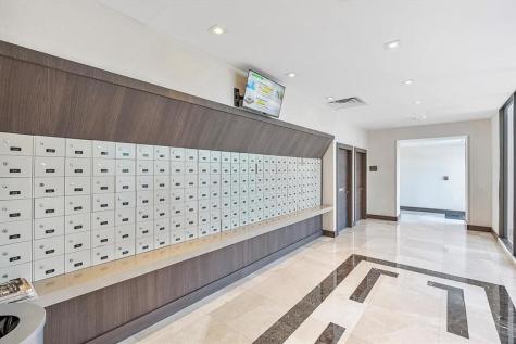 20505 E Country Club Drive Aventura FL 33180