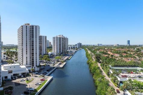 20505 E Country Club Drive Aventura FL 33180