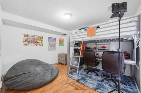 9142 SW 23rd Street Davie FL 33324