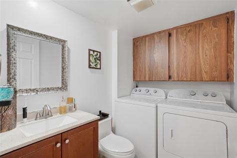 9142 SW 23rd Street Davie FL 33324