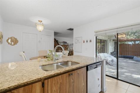 9142 SW 23rd Street Davie FL 33324