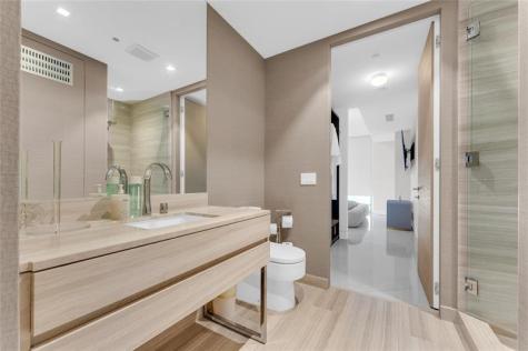 18975 Collins Avenue Sunny Isles Beach FL 33160
