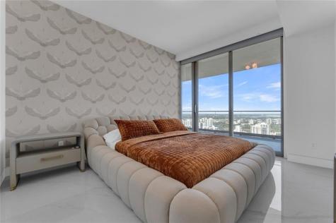 18975 Collins Avenue Sunny Isles Beach FL 33160
