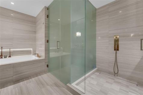 18975 Collins Avenue Sunny Isles Beach FL 33160