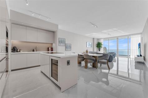 18975 Collins Avenue Sunny Isles Beach FL 33160