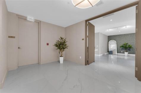 18975 Collins Avenue Sunny Isles Beach FL 33160