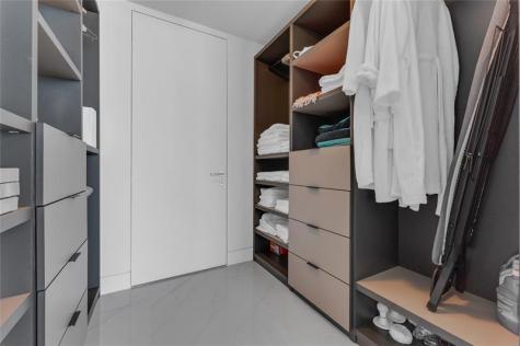 18975 Collins Avenue Sunny Isles Beach FL 33160