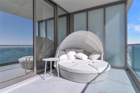 18975 Collins Avenue Sunny Isles Beach FL 33160