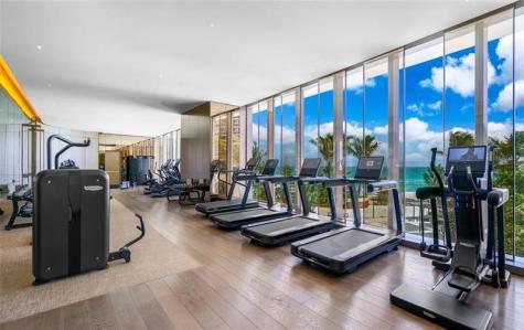 18975 Collins Avenue Sunny Isles Beach FL 33160