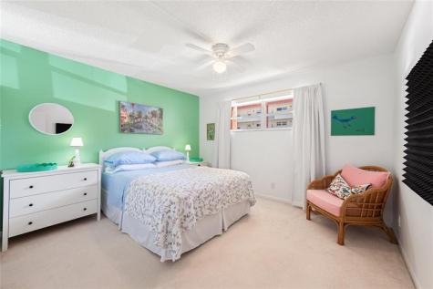 9420 S Hollybrook Lake Drive Pembroke Pines FL 33025