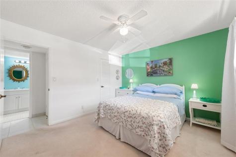 9420 S Hollybrook Lake Drive Pembroke Pines FL 33025