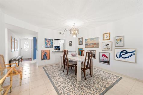 9420 S Hollybrook Lake Drive Pembroke Pines FL 33025