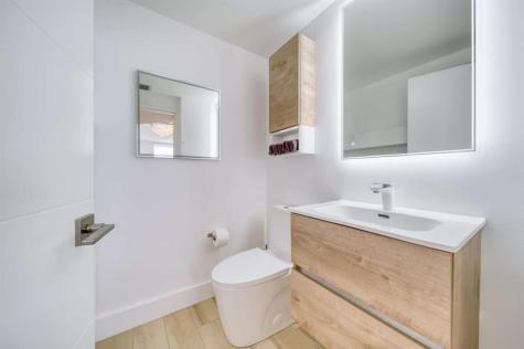 6365 Collins Avenue Miami Beach FL 33141