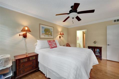 860 SE 6th Avenue Deerfield Beach FL 33441