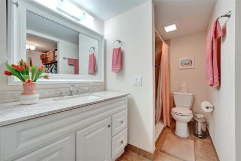 860 SE 6th Avenue Deerfield Beach FL 33441