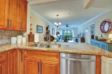 860 SE 6th Avenue Deerfield Beach FL 33441