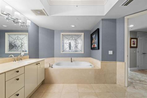 411 N New River Drive E Fort Lauderdale FL 33301