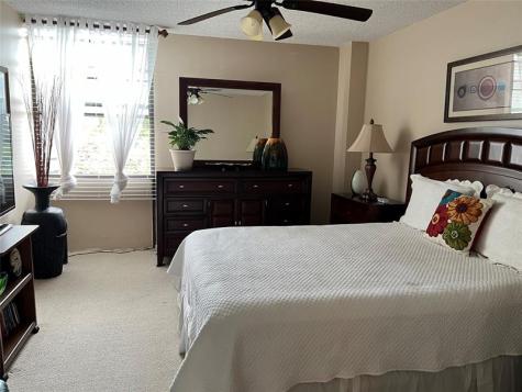 20500 W Country Club Drive Aventura FL 33180