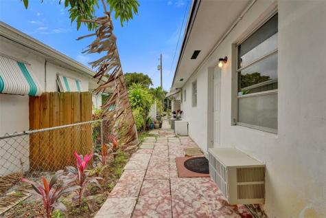 2317 Garfield Street Hollywood FL 33020