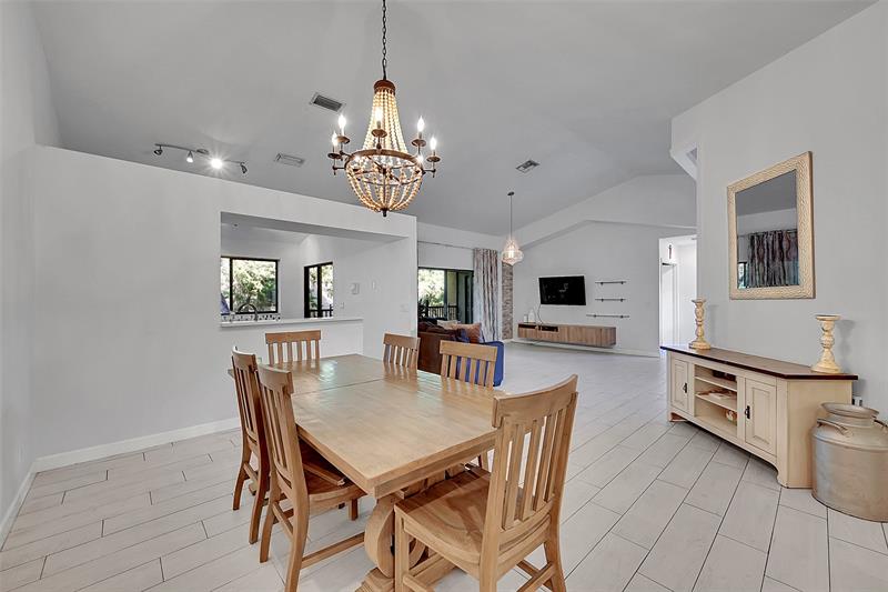 10511 NW 10th Street Plantation FL 33322