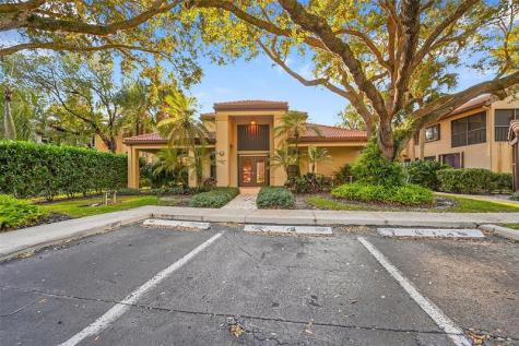 10511 NW 10th Street Plantation FL 33322