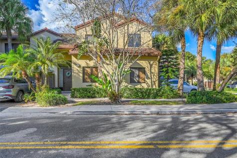 10511 NW 10th Street Plantation FL 33322