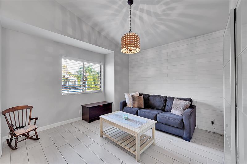 10511 NW 10th Street Plantation FL 33322