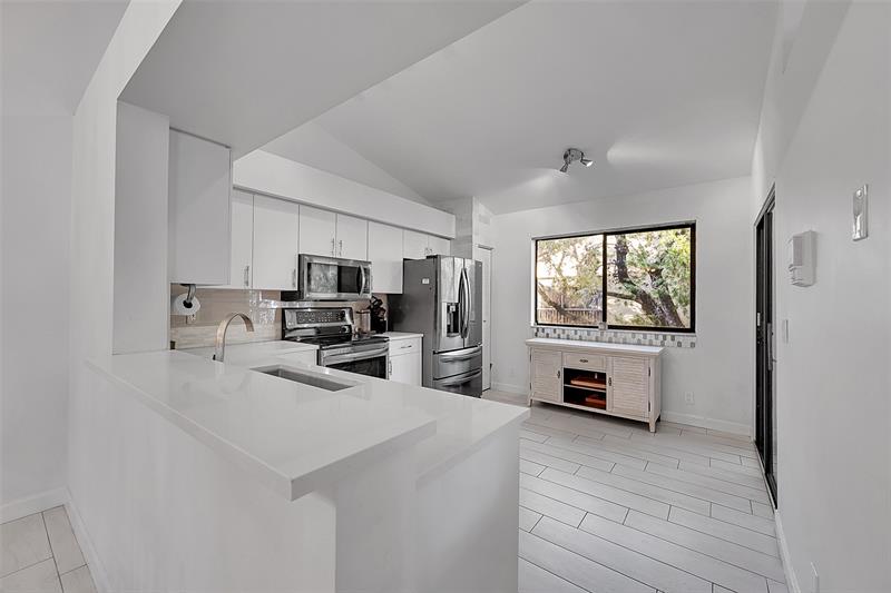 10511 NW 10th Street Plantation FL 33322