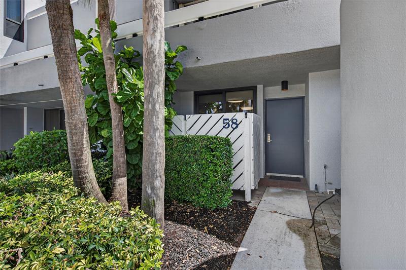 1100 SE 5th Court Pompano Beach FL 33060