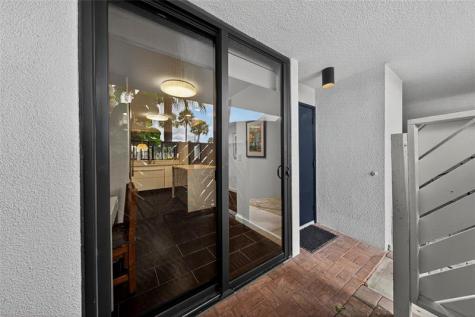 1100 SE 5th Court Pompano Beach FL 33060