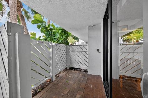 1100 SE 5th Court Pompano Beach FL 33060