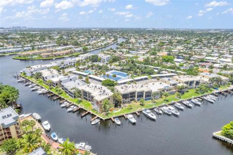 1100 SE 5th Court Pompano Beach FL 33060