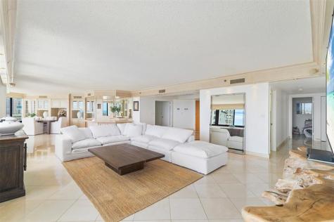 20185 E Country Club Drive Miami FL 33180