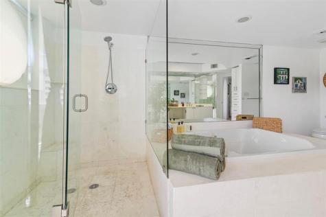 20185 E Country Club Drive Miami FL 33180