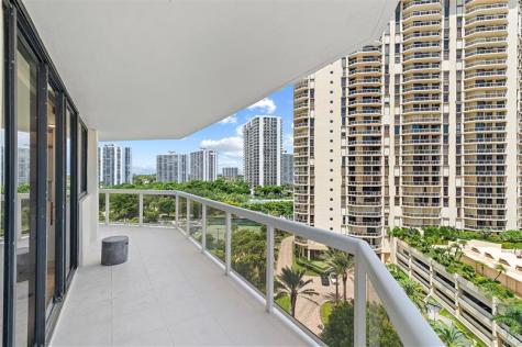 20185 E Country Club Drive Miami FL 33180