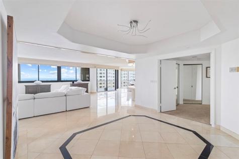 20185 E Country Club Drive Miami FL 33180