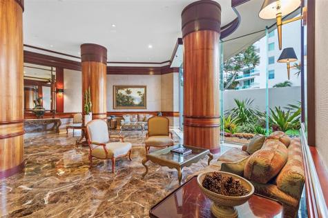 20185 E Country Club Drive Miami FL 33180