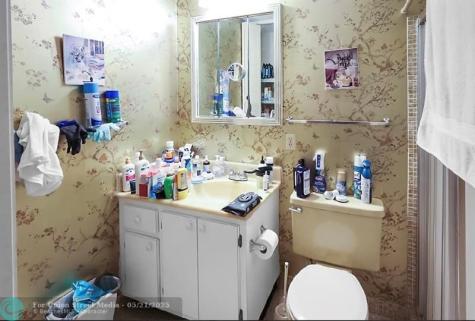 5725 Fernley Drive West Palm Beach FL 33415