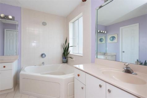 14015 N Forest Oak Circle Davie FL 33325