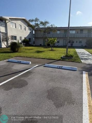 148 Farnham G Deerfield Beach FL 33442