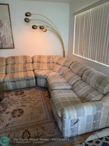 148 Farnham G Deerfield Beach FL 33442