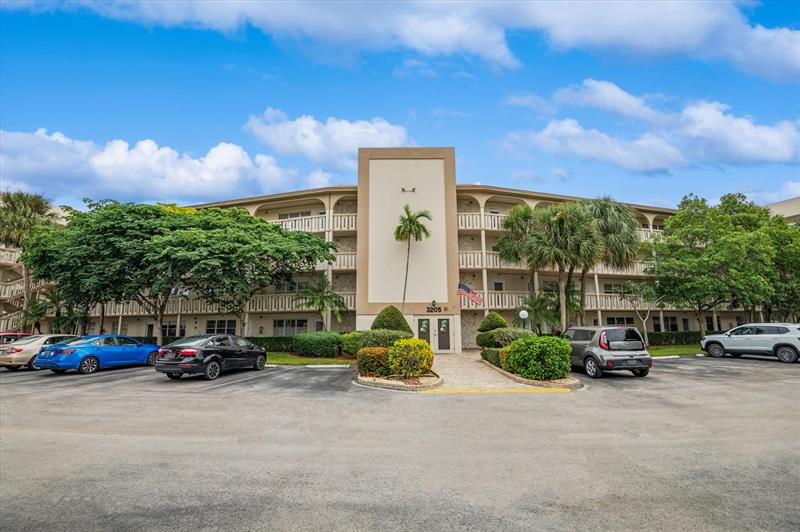 3205 Portofino Point Coconut Creek FL 33066