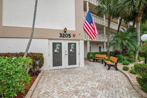 3205 Portofino Point Coconut Creek FL 33066